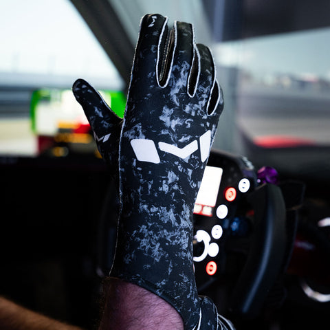 Forged Carbon Gloves