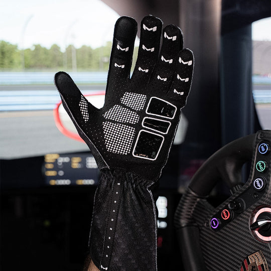 Aura Pro Carbon Gloves