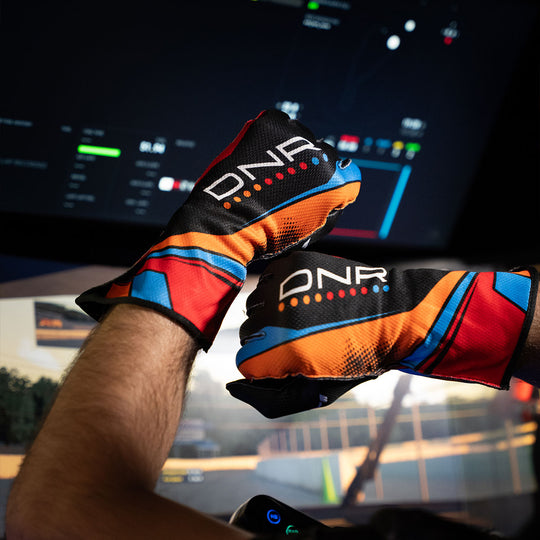 Aura Pro DNR Gloves (Pre-order)