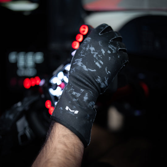 Aura Pro Forged Carbon Gloves