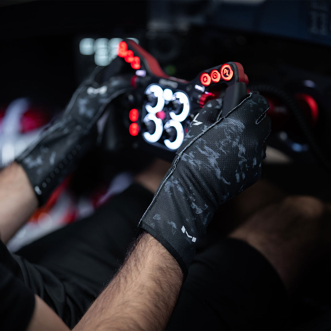 Aura Pro Forged Carbon Gloves