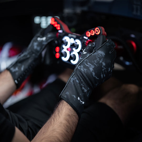 Aura Pro Forged Carbon Gloves