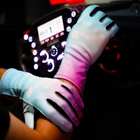 Race Snack Gloves