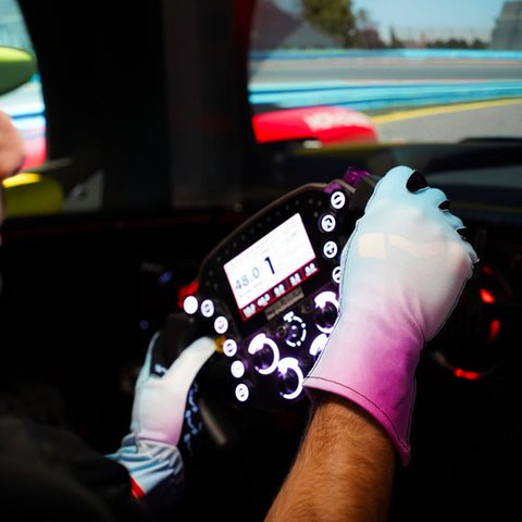 Race Snack Gloves