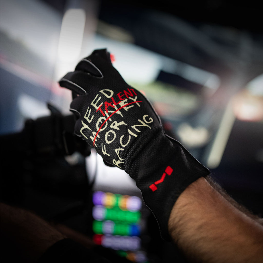 Aura Pro Talented Gloves