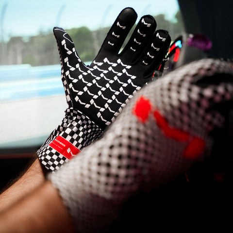 Winning Illusion Gloves