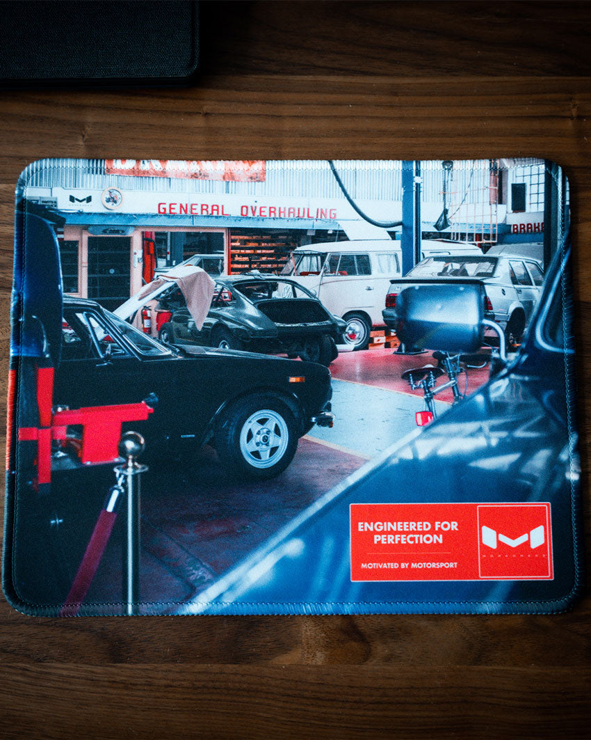Grungy Garage Mouse Pad
